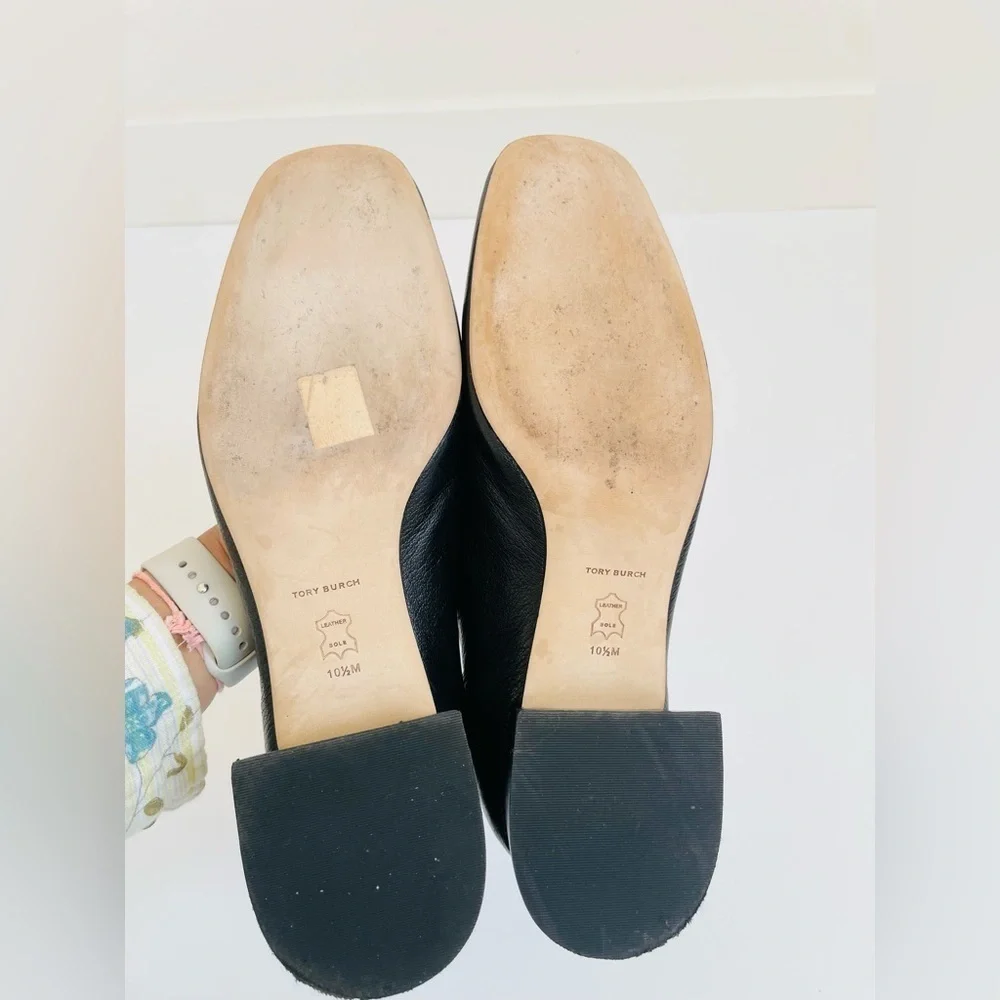 Tory Burch Black Leather Eleanor Logo Plaque square toe pumps 10.5